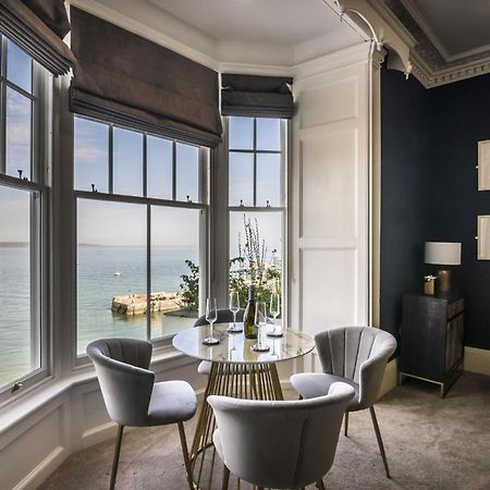 Pieces Of Eight - 2 Bedroom Apartment - Tenby - Exteriör bild