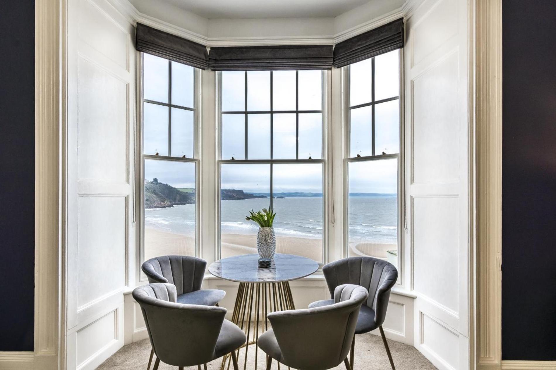 Pieces Of Eight - 2 Bedroom Apartment - Tenby - Exteriör bild