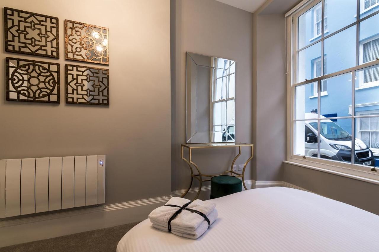 Pieces Of Eight - 2 Bedroom Apartment - Tenby - Exteriör bild